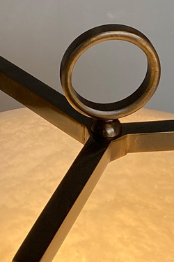 Lantern table lamp in alabaster and bronze Lantern