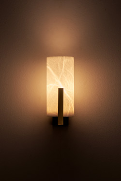Cylindrical wall light in alabaster and brass Zeno