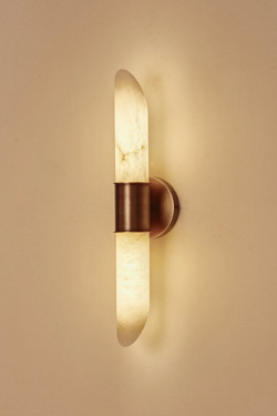 Large vintage gold and alabaster Tabitha wall light - Wall lights by Matlight