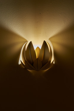 Leaves gold wall lamp