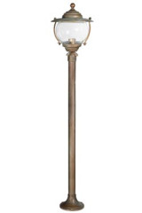 Aged brass garden lamp post - Exterior columns by Moretti Luce