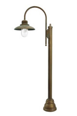 Patio lamp post in aged brass country style - Exterior columns by Moretti Luce