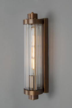 Louise applique de salle de bain en verre ondulé - Salle de bains by Mullan