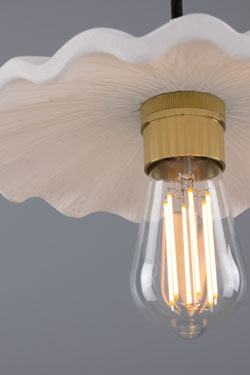 White and gold ceramic pendant lamp Kapok