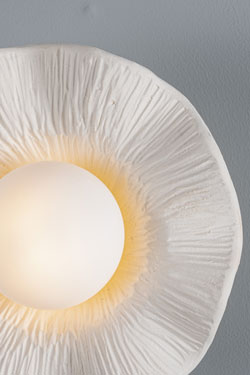 Wavy and grooved ceramic round wall light Rivale