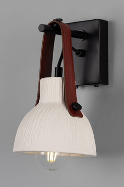 White grooved ceramic wall lamp Nagi - Wall lights by Mullan