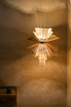 Contemporary chandelier in 24-carat gold metallic mesh Messier