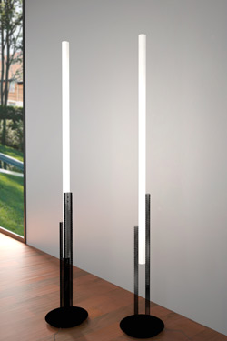 Hikari minimalist black metal mesh floor lamp