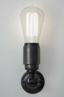 Thorne Pete antique bronze wall light