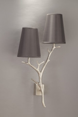 Applique double Ramure en nickel satiné et abat-jour gris fumé - Applique by Objet insolite