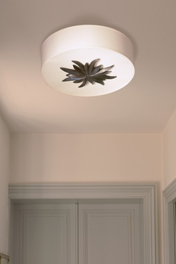 Round ceiling lamp and patinated black bronze rosette - Ceiling lights by Objet insolite