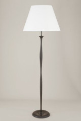 Dora lampadaire classique finition bronze patiné - Lampadaire by Objet insolite