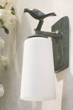 Plume outdoor wall lamp bird in patinated bronze
