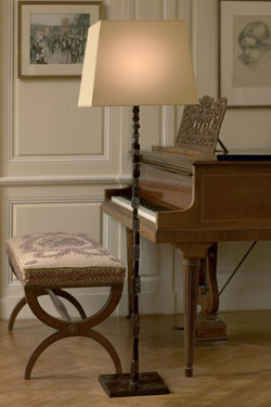 Solid bronze black patina floor lamp Fragile