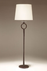 Lampadaire en bronze massif anneau sur le pied Diego - Lampadaire by Objet insolite