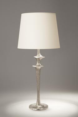 Mancha lampe de table organique argentée - Lampe de table by Objet insolite