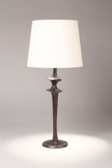 Mancha lampe de table organique finition patinée noir - Lampe de table by Objet insolite