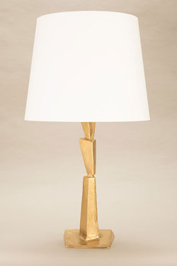 Cubist table lamp with asymmetric gold base - Table lamps by Objet insolite