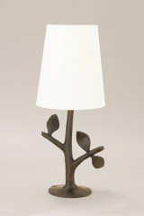 Folia small country-style table lamp in patinated bronze - Table lamps by Objet insolite