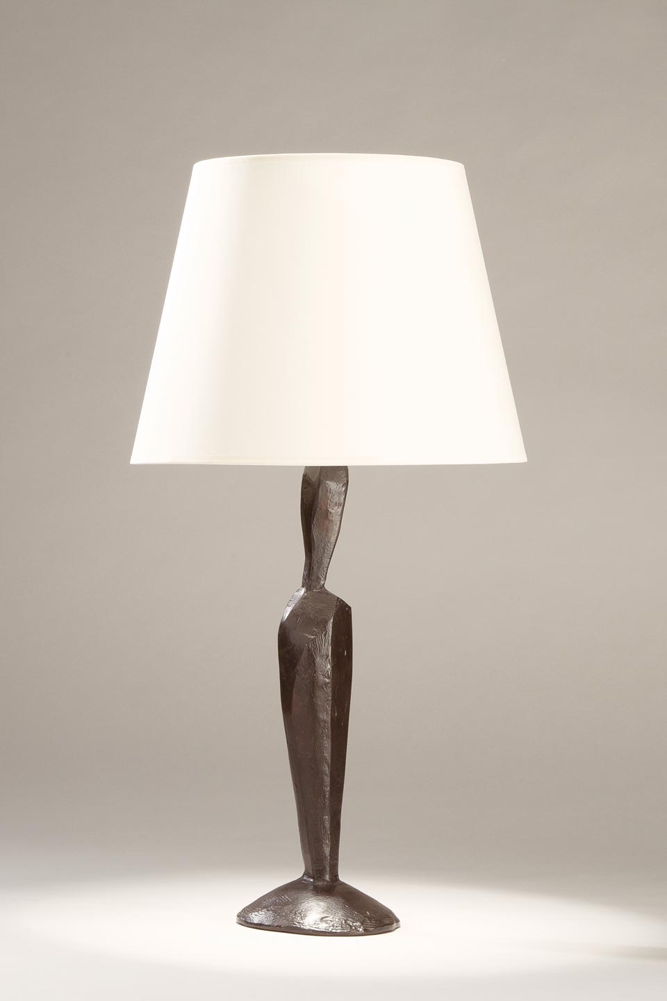 Jude black patinated bronze mineral table lamp - Table lamps by Objet insolite