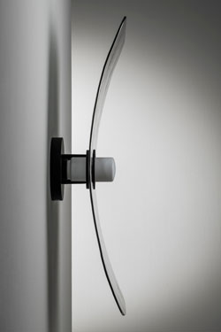 Wall lamp in silvered hammered glass Solar