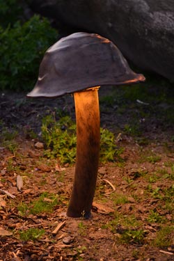 Petite Mushroom en fer forgé - Lampe d'extérieur by Robers