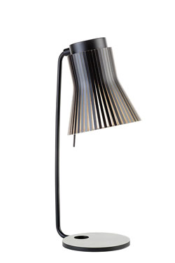 Lampe de bureau de la collection Petite blanche et bouleau