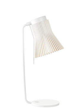 Lampe de bureau de la collection Petite blanche et bouleau