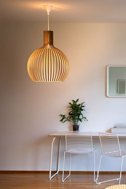 Octo suspension modèle blanc et bois