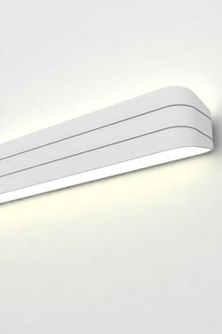 Applique Trocadéro 30 en plâtre naturel blanc bandeau replié strié 30cm