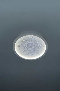 Plafonnier style classique, motif fleuri forme coupole moyen modèle - Plafonnier by Sedap