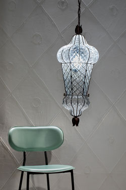 Suspension lanterne de verre soufflé transparent Baba