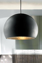 Atlas suspension globe noir et doré en céramique - Suspension by Munari par Stylnove Ceramiche