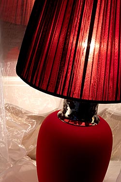 Calypso lampe potiche rouge mat en céramique  - Lampe de table by Munari par Stylnove Ceramiche