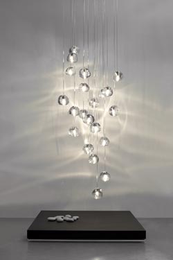 Mizu chandelier 26 drops of clear crystal - Chandeliers by Terzani