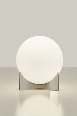 Oscar white glass globe table lamp with brushed nickel base - Table lamps by Terzani
