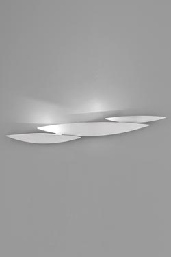 I Lucci modern wall lamp in white metal - Wall lights by Terzani