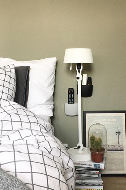 Pure white large table lamp en steel Bolt