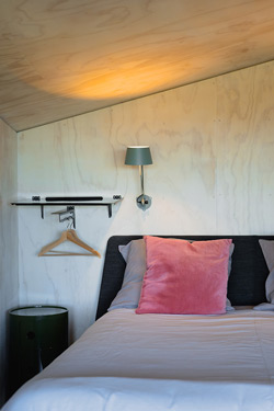 Bolt khaki bedside wall light
