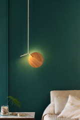 Ballon suspension en chêne et acier blanc 68cm - Suspension by TUNTO