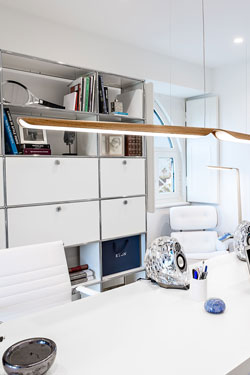 Scandinavian walnut pendant lamp Swan 