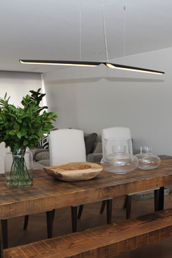 Suspension linéaire scandinave noyer Swan 