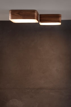 Small rectangle wall lamp in walnut Cube