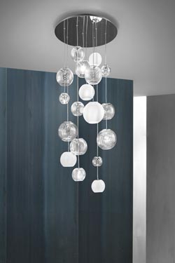 Waterfall chandelier 9 lights , striated glass balls Oto - Chandeliers by Vistosi