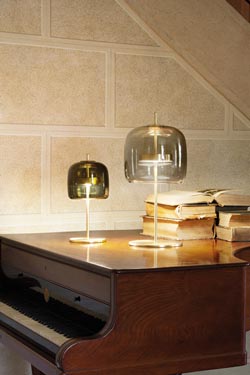 Jube petite lampe de table verre fumé et éclairage LED