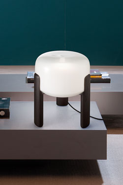 Lampe de table trépied en verre blanc Sata - Lampe de table by Vistosi