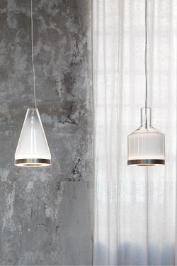 Medea graphic pendant lamp in white glass