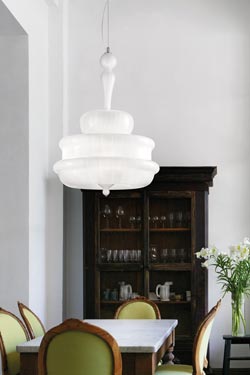 Novecento pendant lamp in white opal mouth blown Murano glass - Pendants by Vistosi