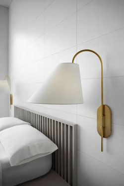 Applique orientable dorée style Années 50 Kinsley