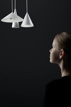 Extra small pendant long cone white